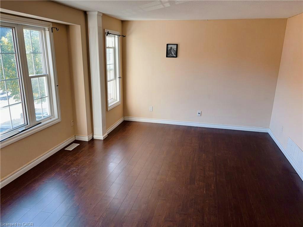 659 Basswood Street, Waterloo, ON, N2V 2K8 - 11