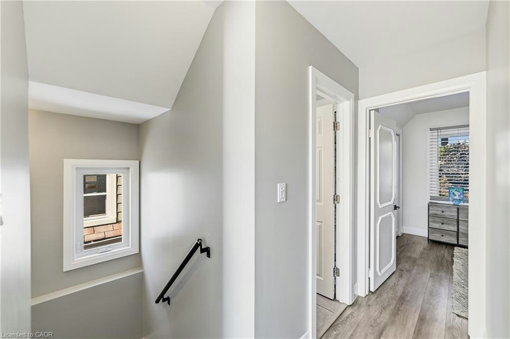 138 Cameron Avenue N, Hamilton, ON, L8H 4Z3 - 12