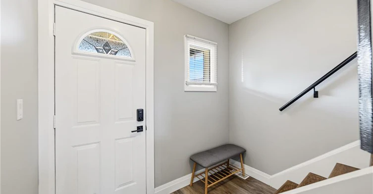 138 Cameron Avenue N, Hamilton, ON, L8H 4Z3 - 4