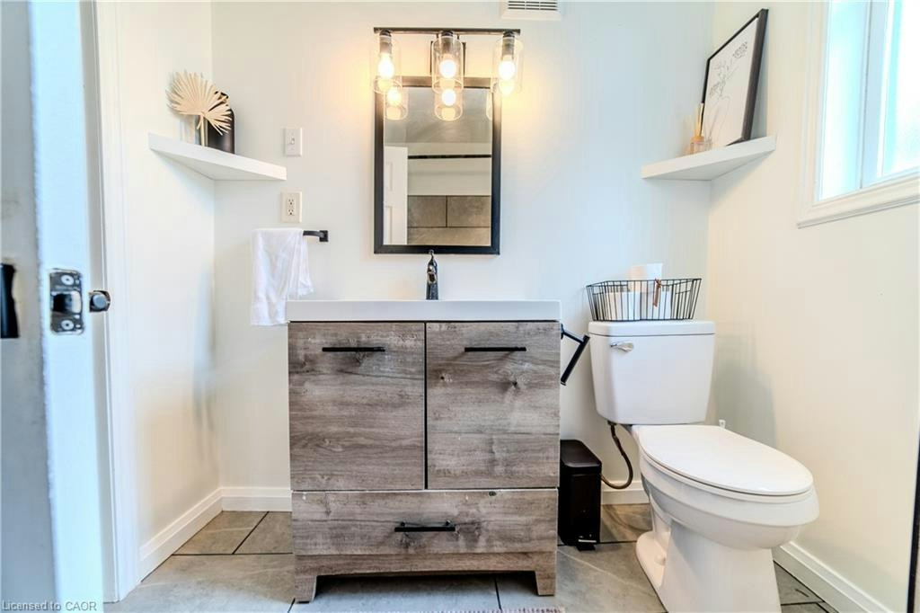 138 Cameron Avenue N, Hamilton, ON, L8H 4Z3 - 13