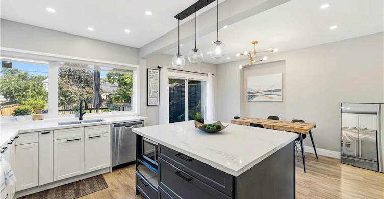 138 Cameron Avenue N, Hamilton, ON, L8H 4Z3 - 11