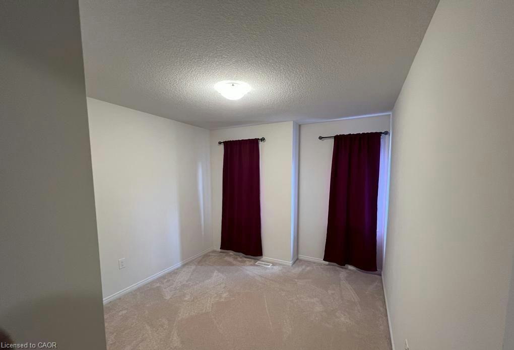 8702 Chickory Trail, Niagara Falls, ON, L2H 2Y6 - 8