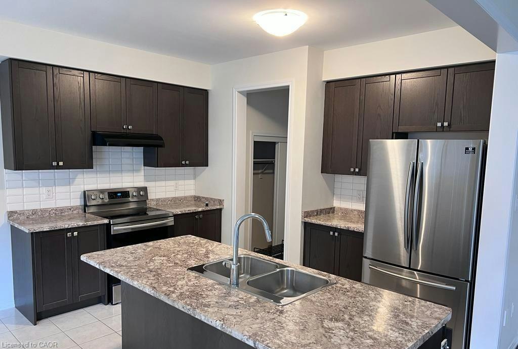 8702 Chickory Trail, Niagara Falls, ON, L2H 2Y6 - 3