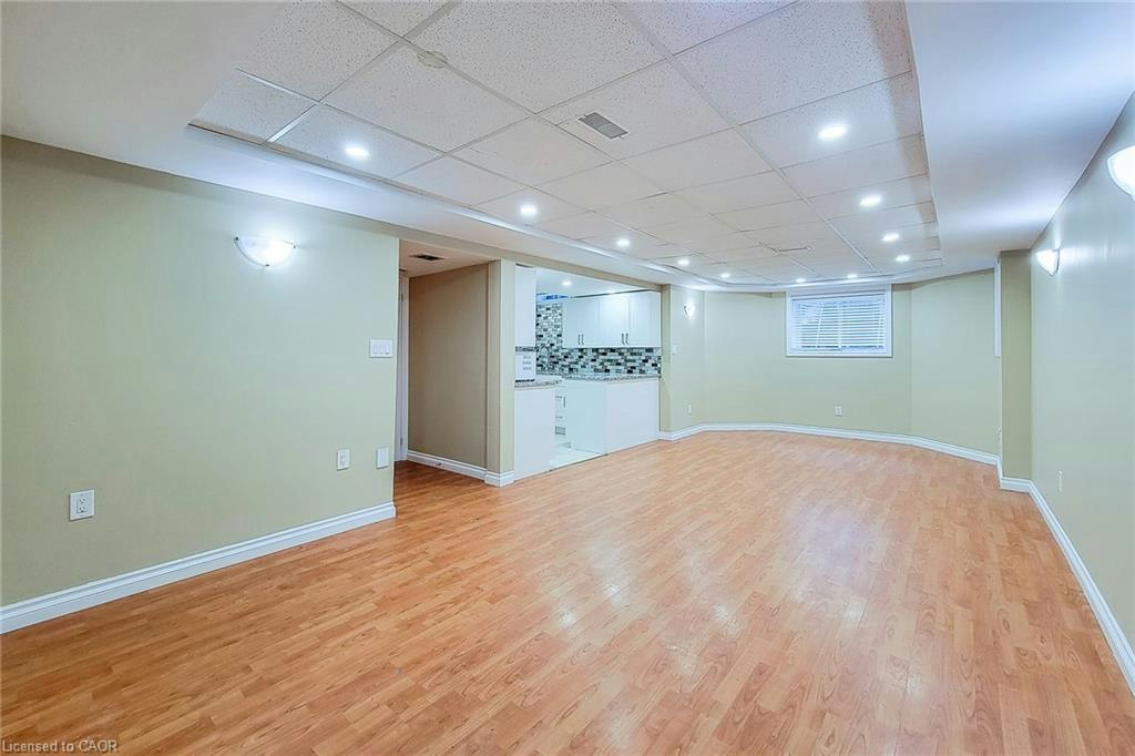 2 Lower-102 Bonaparte Way, Hamilton, ON, L9B 2C9 - 7