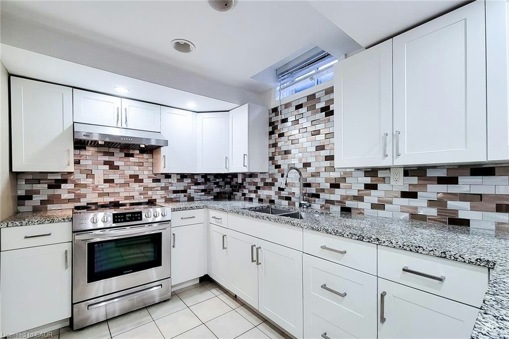 2 Lower-102 Bonaparte Way, Hamilton, ON, L9B 2C9 - 13