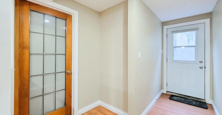 2 Lower-102 Bonaparte Way, Hamilton, ON, L9B 2C9 - 26