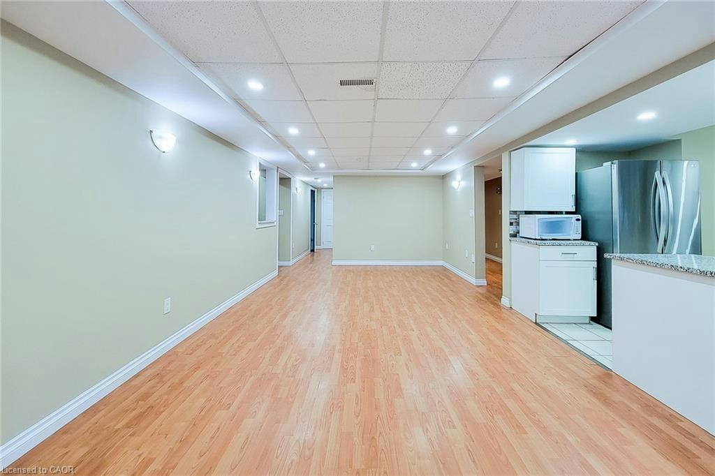 2 Lower-102 Bonaparte Way, Hamilton, ON, L9B 2C9 - 8
