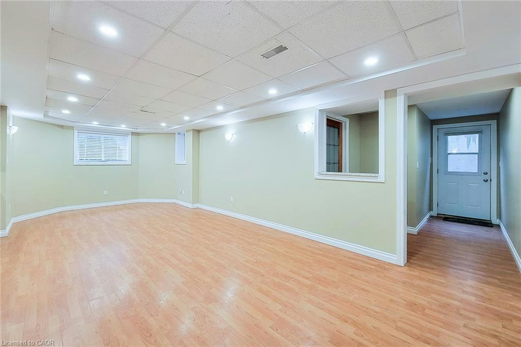 2 Lower-102 Bonaparte Way, Hamilton, ON, L9B 2C9 - 6