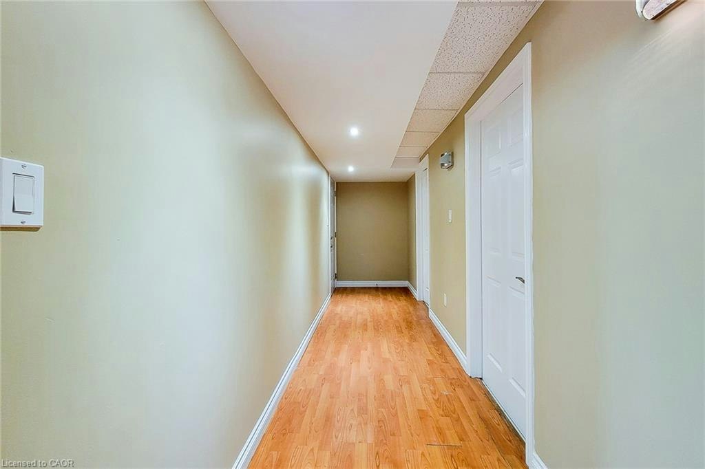 2 Lower-102 Bonaparte Way, Hamilton, ON, L9B 2C9 - 16