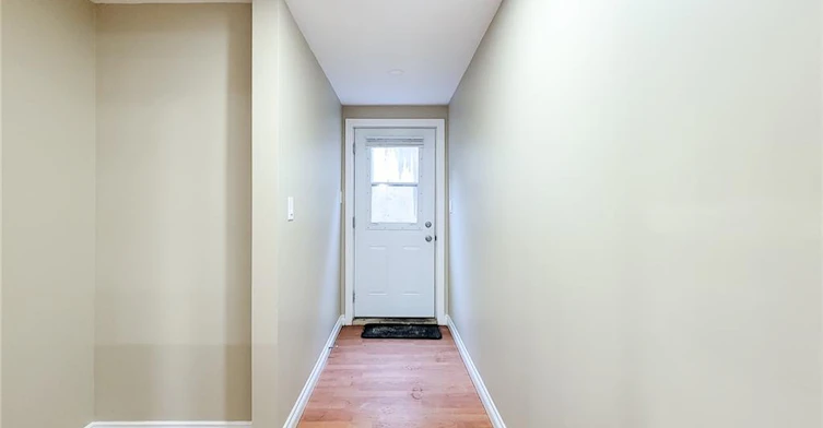 2 Lower-102 Bonaparte Way, Hamilton, ON, L9B 2C9 - 27