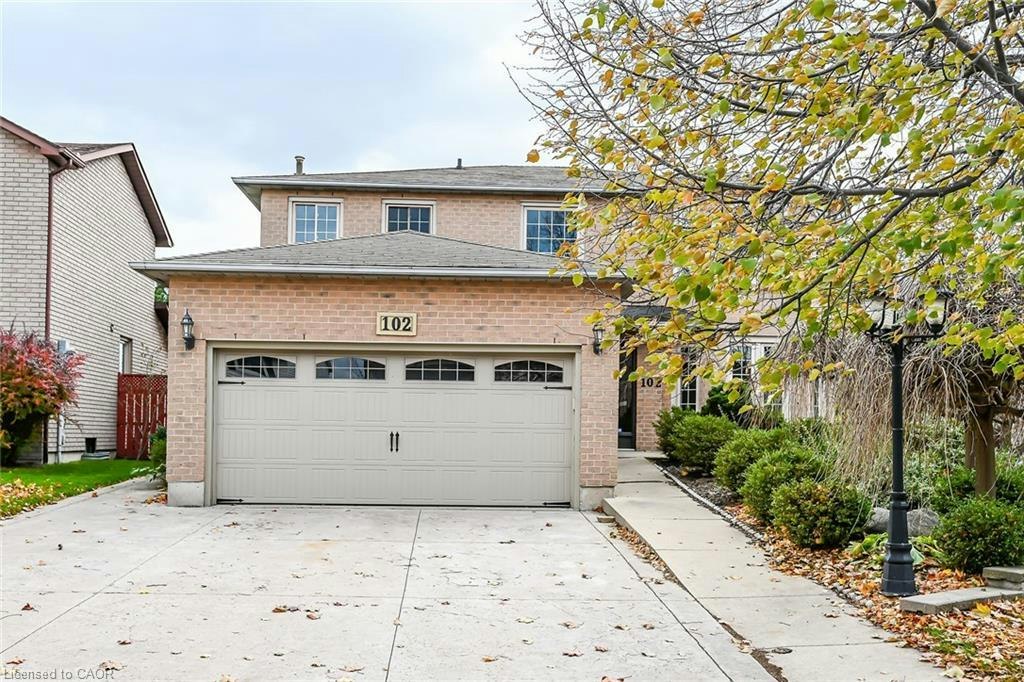 2 Lower-102 Bonaparte Way, Hamilton, ON, L9B 2C9
