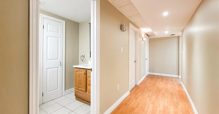 2 Lower-102 Bonaparte Way, Hamilton, ON, L9B 2C9 - 17
