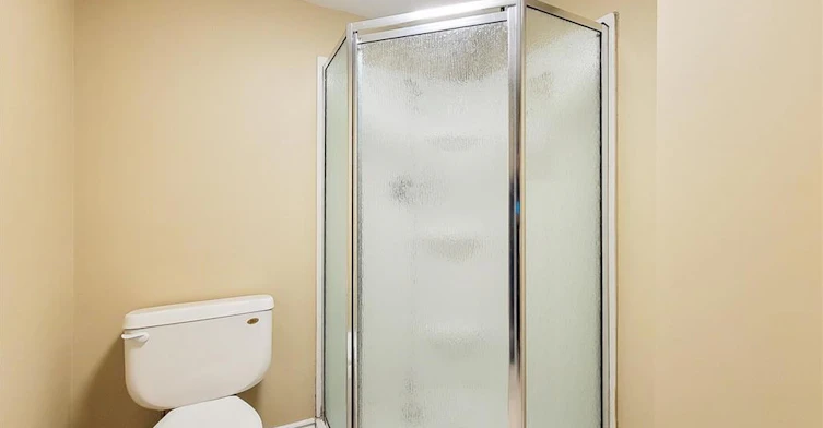 2 Lower-102 Bonaparte Way, Hamilton, ON, L9B 2C9 - 18