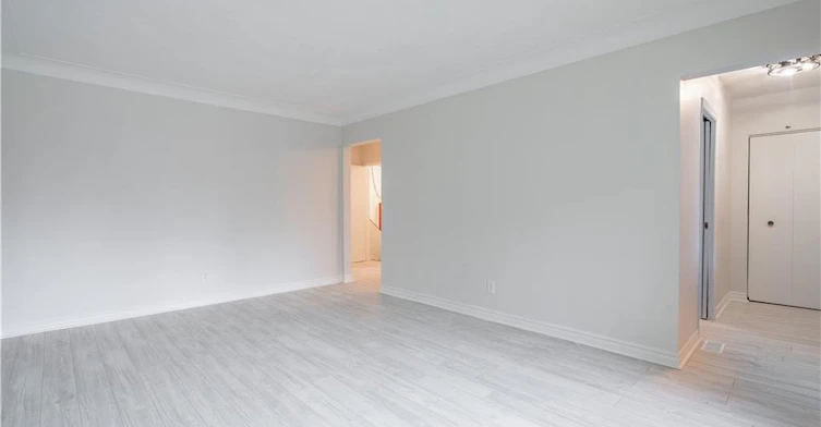 75 Purdy Crescent, Hamilton, ON, L9A 3B4 - 7