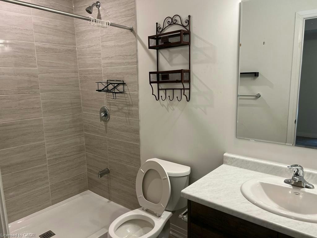 A10-25 Isherwood Avenue, Cambridge, ON, N1R 0E2 - 11