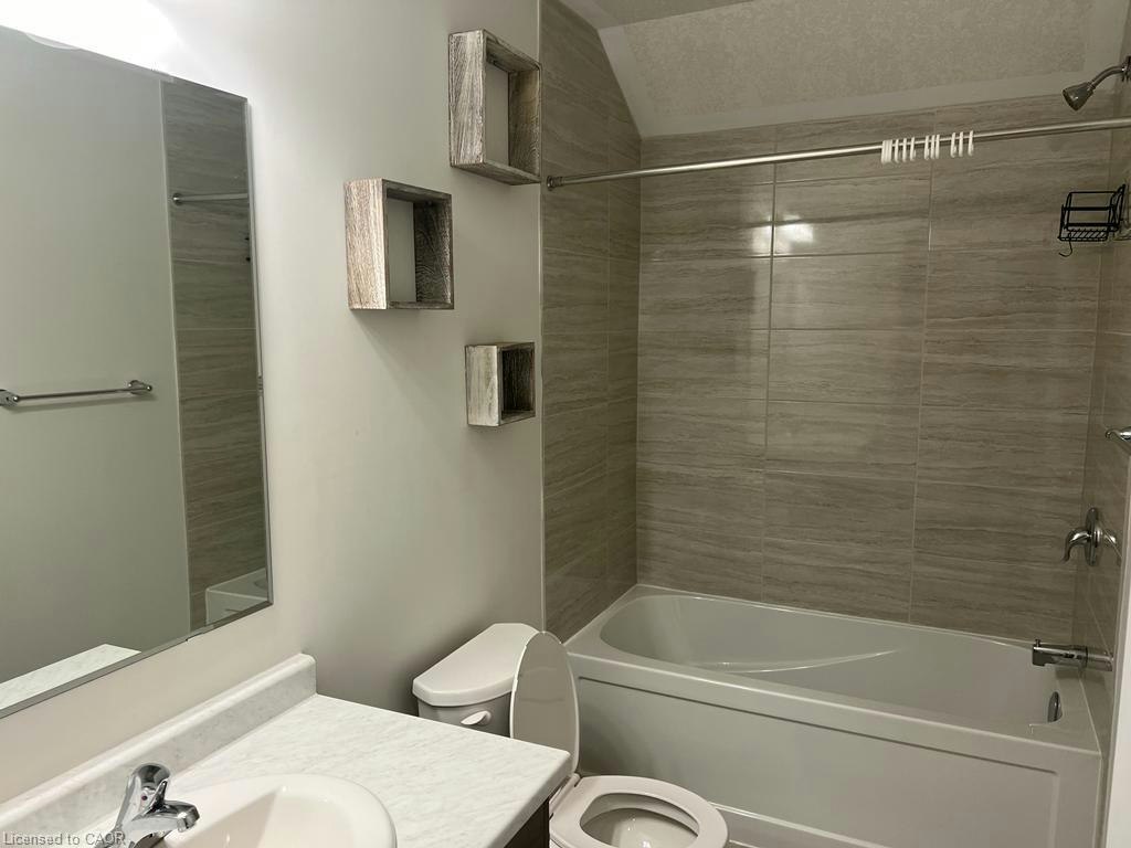 A10-25 Isherwood Avenue, Cambridge, ON, N1R 0E2 - 5