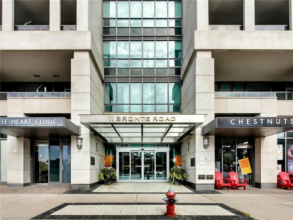 306-11 Bronte Road, Oakville, ON, L6L 0E1 3