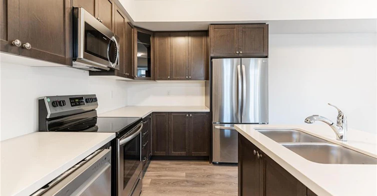 46-305 Garner Road W, Hamilton, ON, L9G 3K9 - 4