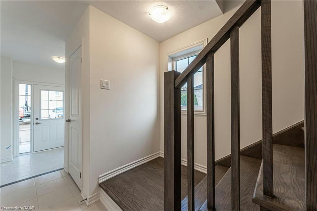 46-305 Garner Road W, Hamilton, ON, L9G 3K9 - 8
