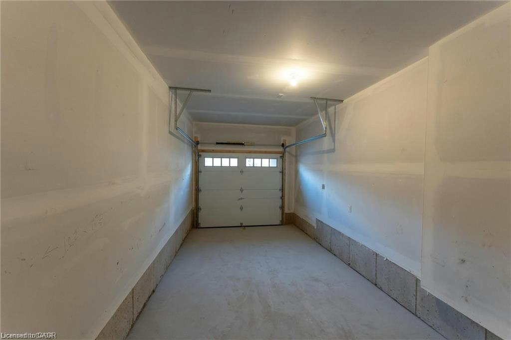 46-305 Garner Road W, Hamilton, ON, L9G 3K9 - 16