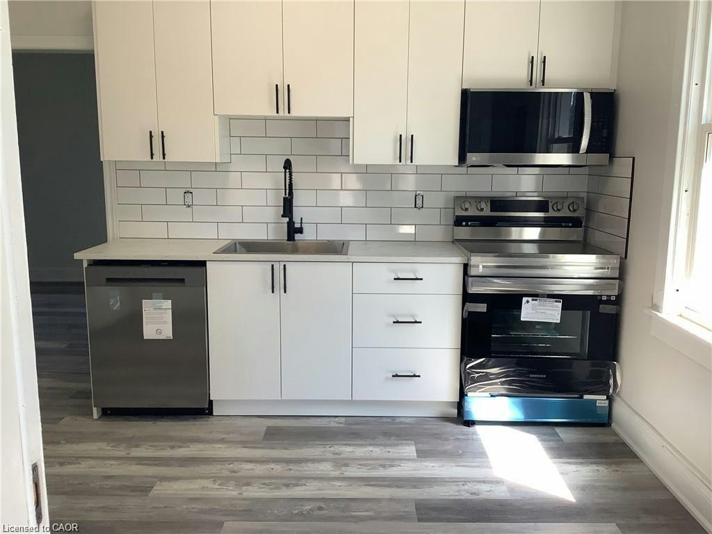 4-90 Kent Street S, Norfolk County, ON, N3Y 2X9 - 2