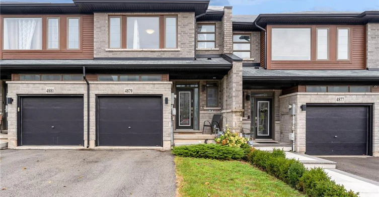 4879 Connor Drive, Lincoln, ON, L3J 0S2
