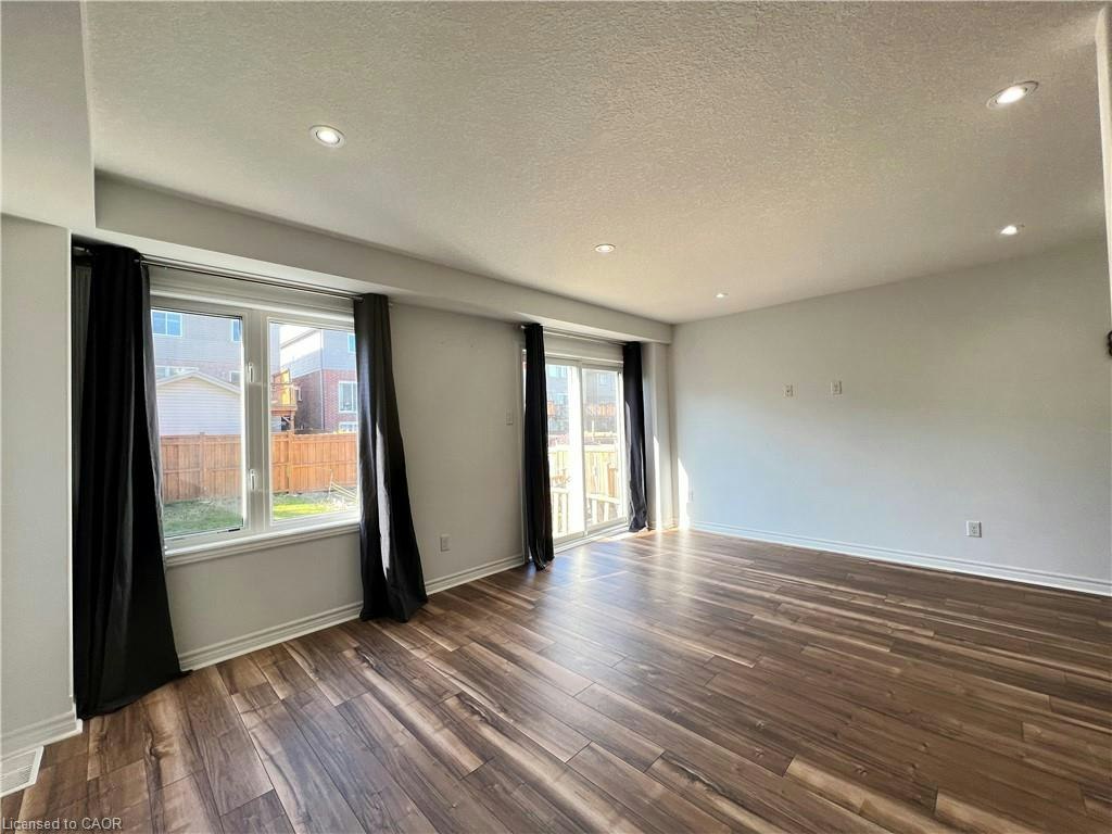 46 Renfrew Street, Kitchener, ON, N2R 0G5 - 28