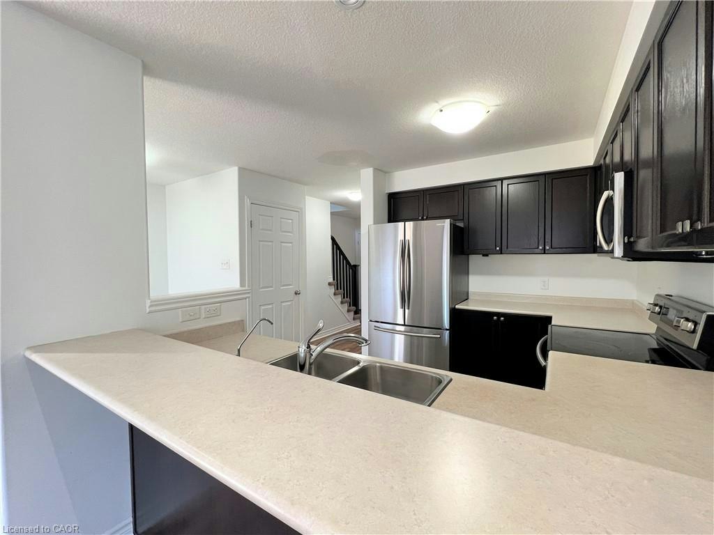 46 Renfrew Street, Kitchener, ON, N2R 0G5 - 8