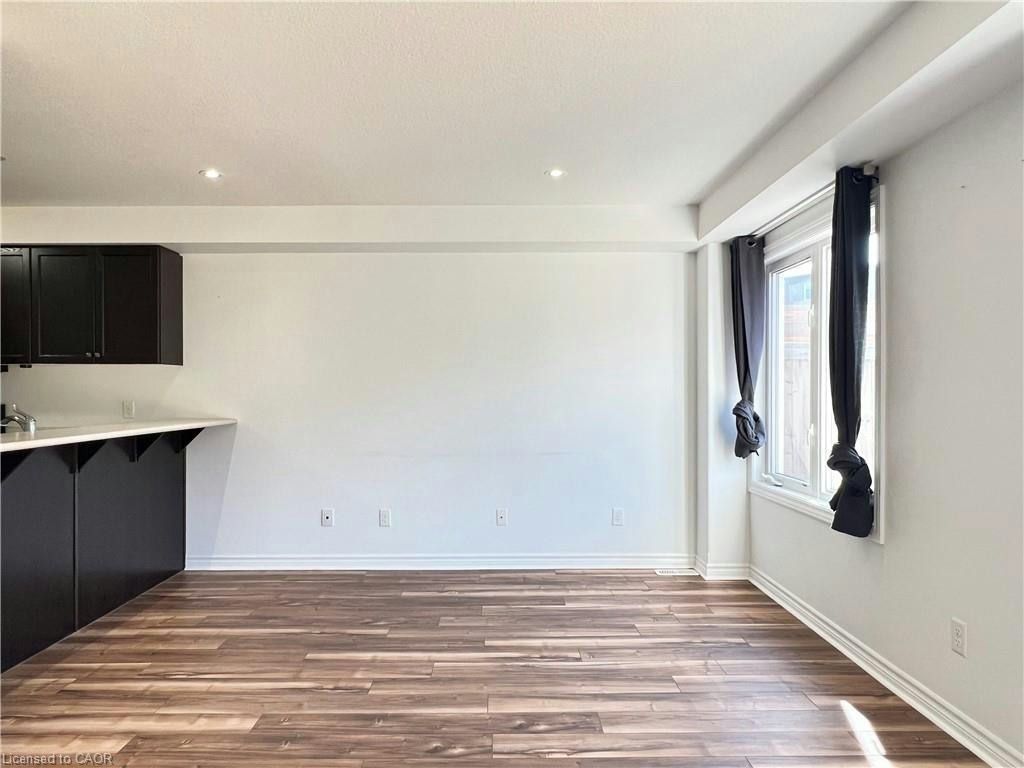 46 Renfrew Street, Kitchener, ON, N2R 0G5 - 10