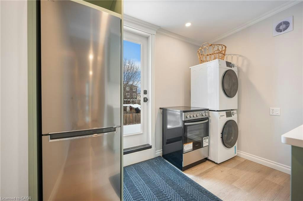 upper-345 Macnab Street N, Hamilton, ON, L8L 1K8 - 9