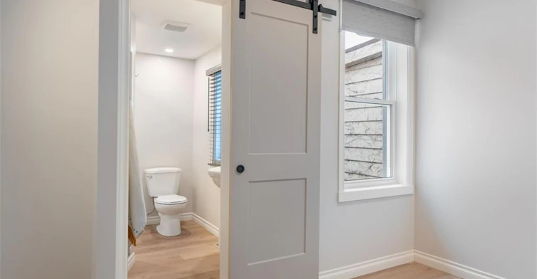 upper-345 Macnab Street N, Hamilton, ON, L8L 1K8 - 4