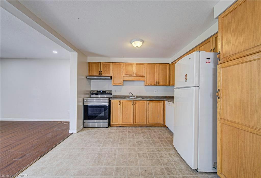 Upper-155 Highbrook Street, Kitchener, ON, N2E 3P5 - 8