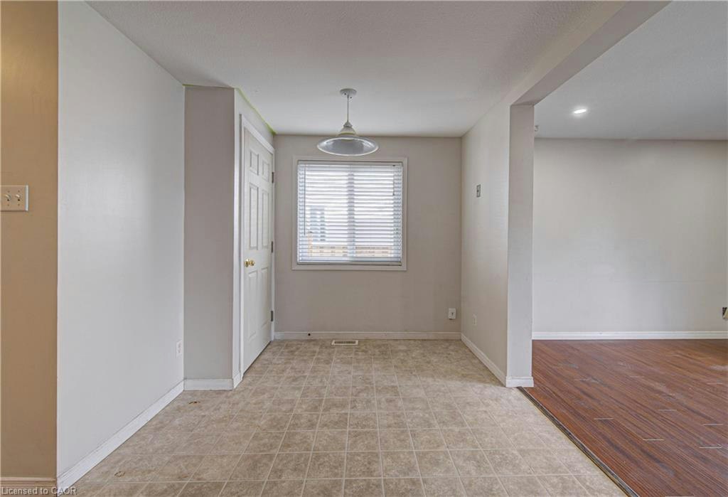 Upper-155 Highbrook Street, Kitchener, ON, N2E 3P5 - 7