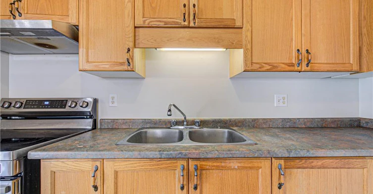 Upper-155 Highbrook Street, Kitchener, ON, N2E 3P5 - 12