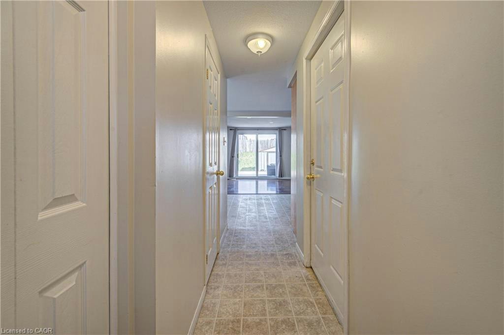 Upper-155 Highbrook Street, Kitchener, ON, N2E 3P5 - 4