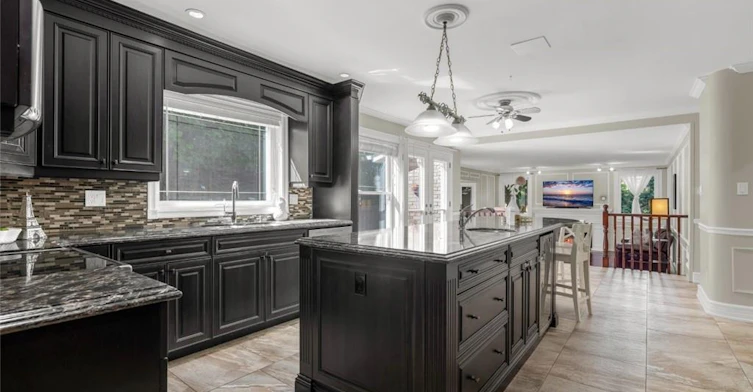 214 Lovers Lane, Hamilton, ON, L9G 1G8 - 8