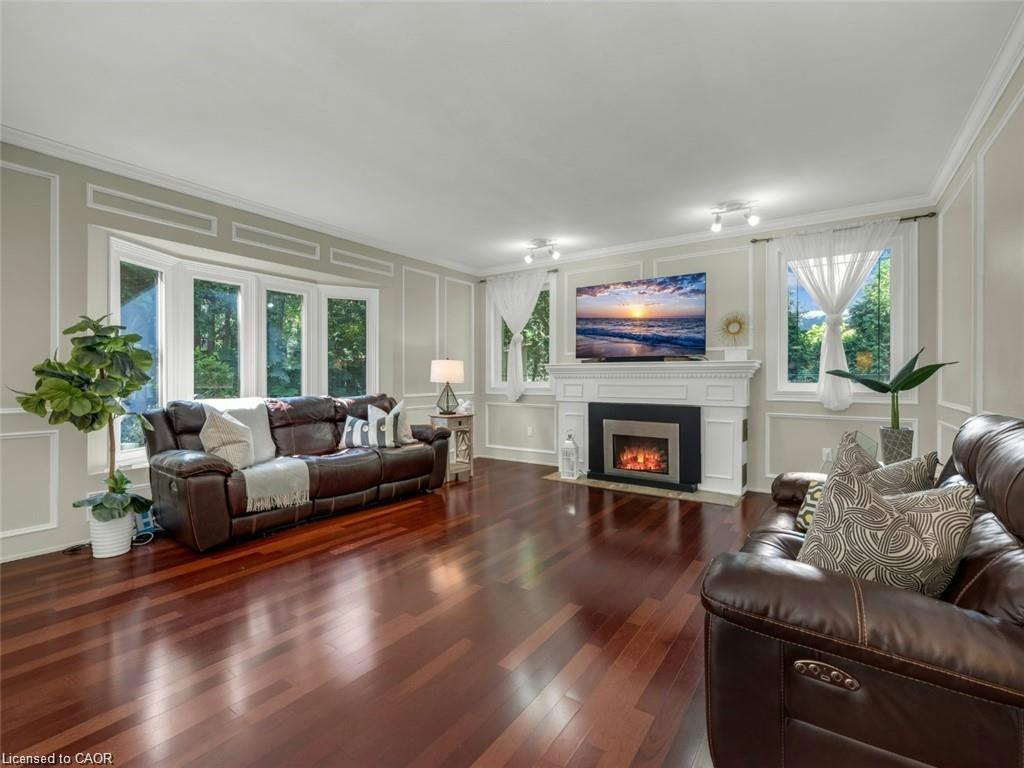 214 Lovers Lane, Hamilton, ON, L9G 1G8 - 4