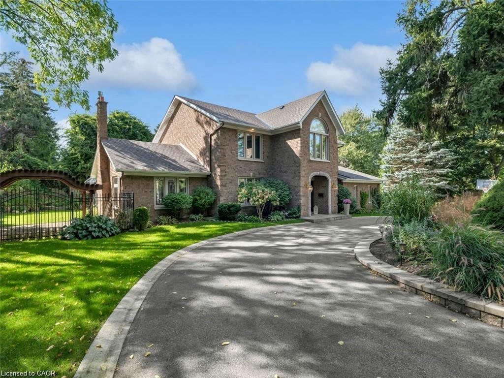 214 Lovers Lane, Hamilton, ON, L9G 1G8 - 2