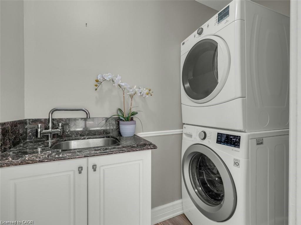 214 Lovers Lane, Hamilton, ON, L9G 1G8 - 12