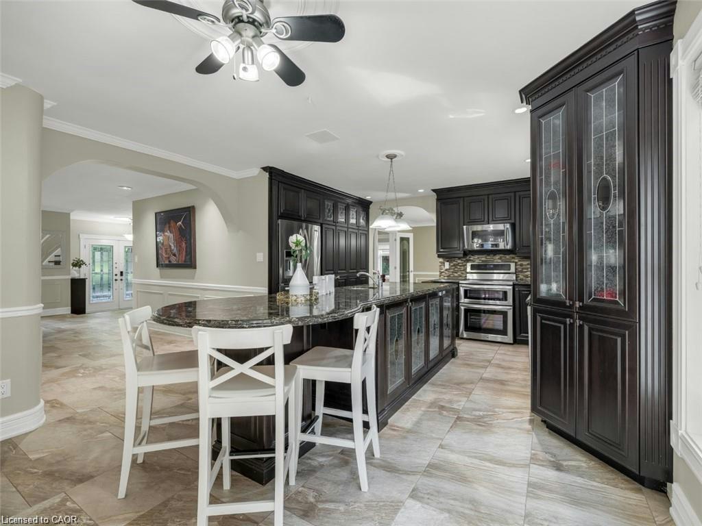 214 Lovers Lane, Hamilton, ON, L9G 1G8 - 7
