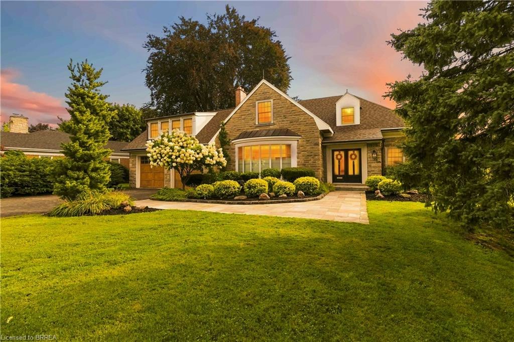 8 Tutela Heights Road, Brant, ON, N3T 1A1