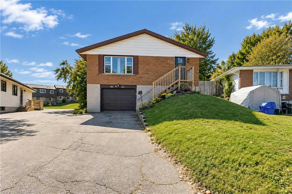 135 Cedarhill Crescent, Kitchener, ON, N2E 1R3
