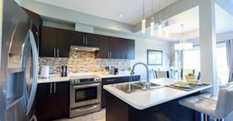 28 Madonna Drive, Hamilton, ON, L9B 0H1 - 4