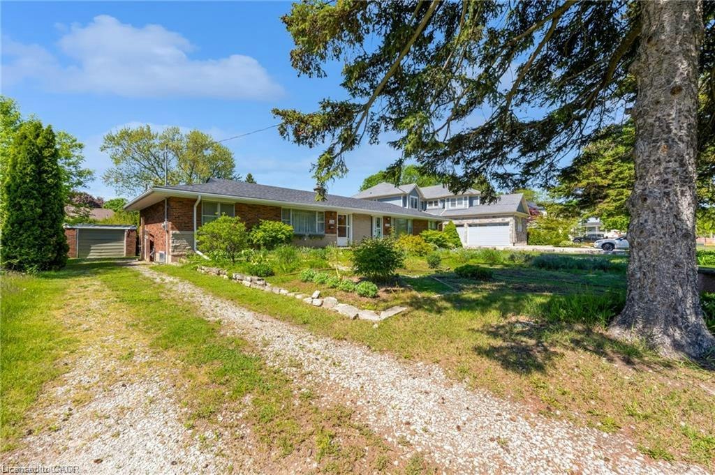 236 Pine Cove Road, Burlington, ON, L7N 1W2 2