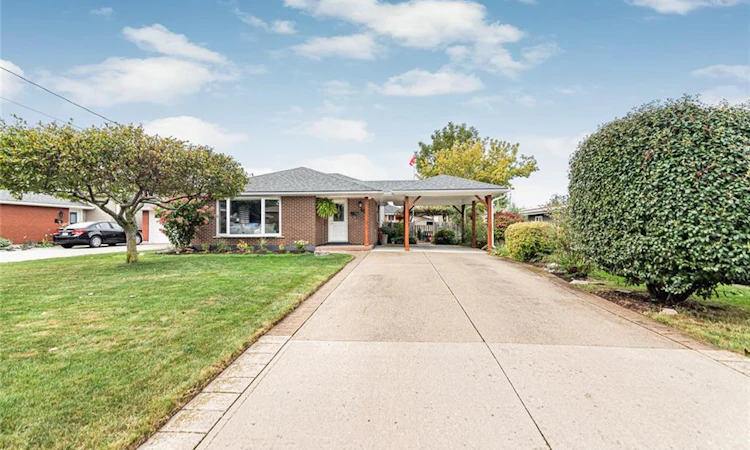 48 Diana Avenue