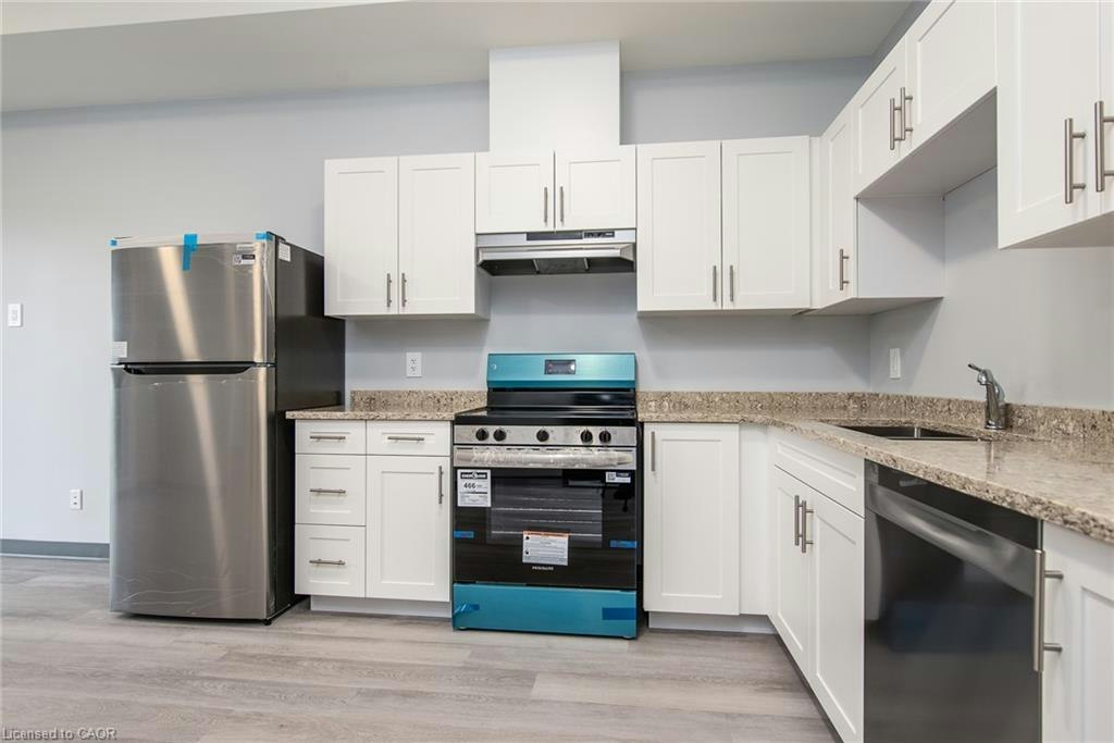 203-10 Queen Street, St. Thomas, ON, N5R 3H8 - 10