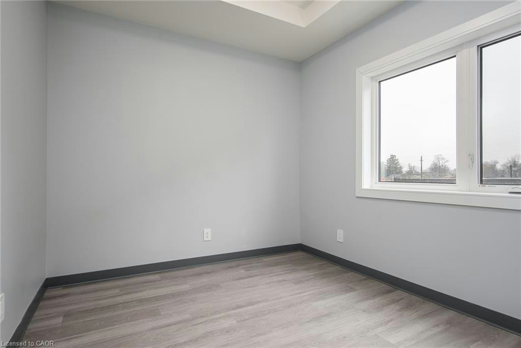 203-10 Queen Street, St. Thomas, ON, N5R 3H8 - 13