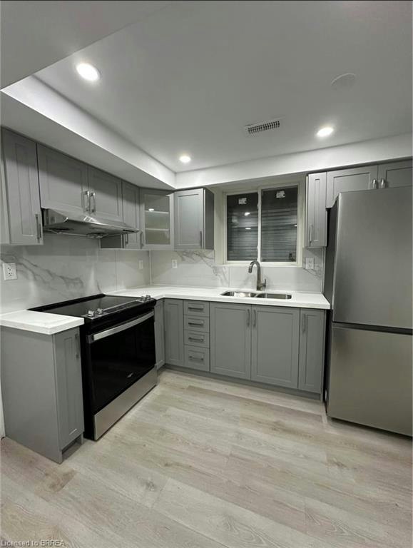 Lower-5 Munro Circle, Brantford, ON, N3T 0R1 - 2