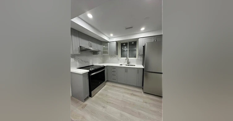 Lower-5 Munro Circle, Brantford, ON, N3T 0R1 - 2