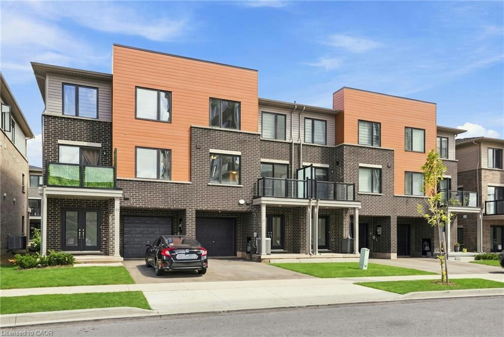 119-19 Roxanne Drive, Hamilton, ON, L8H 0B6 - 2